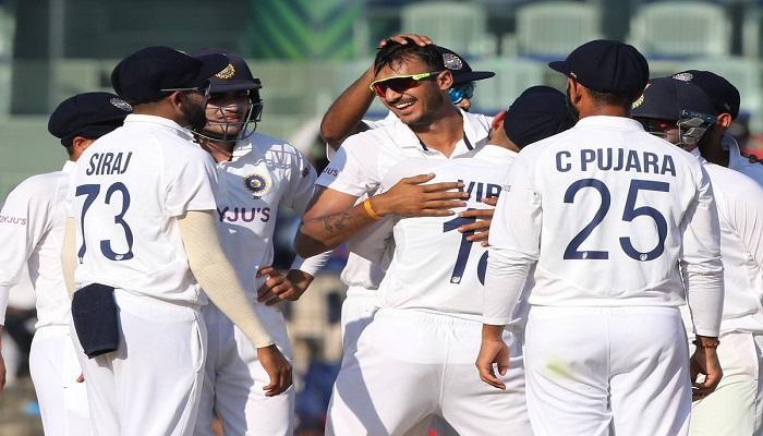 Ind Vs Eng 3rd test : भारतीय टीम की धमाकेदार शुरुआत, पहली पारी में 112 रन पर ढेर इंग्लैंड