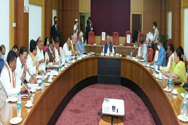 मुख्यमंत्री भूपेश बघेल की अध्यक्षता में मंत्रिपरिषद ने लिए कई अहम निर्णय
