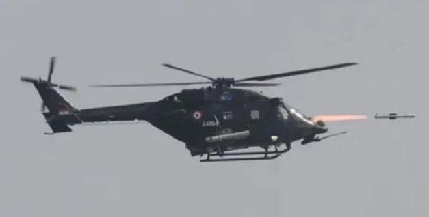 DRDO की बड़ी कामयाबी: आसमान से टैंकों को तबाह करेगी भारत की हेलिना मिसाइल, देखें VIDEO