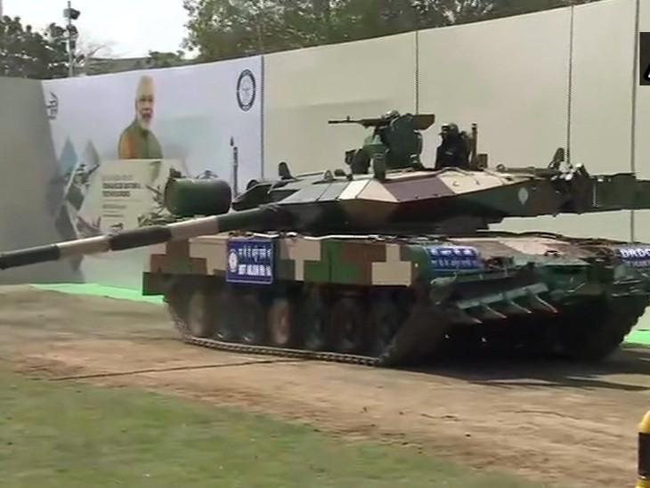 नरेंद्र मोदी ने तमिलनाडु में सेना को सौंपे 118 हाईटेक अर्जुन टैंक, 8400 करोड़ की लागत से DRDO ने तैयार किया है तैयार