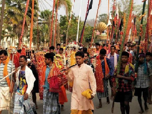 कोरोना से टूटी 800 साल पुरानी परंपरा, दंतेश्वरी मंदिर के फागुन मड़ई में आमंत्रित देवी-देवताओं की 6 दिन पहले ही विदाई