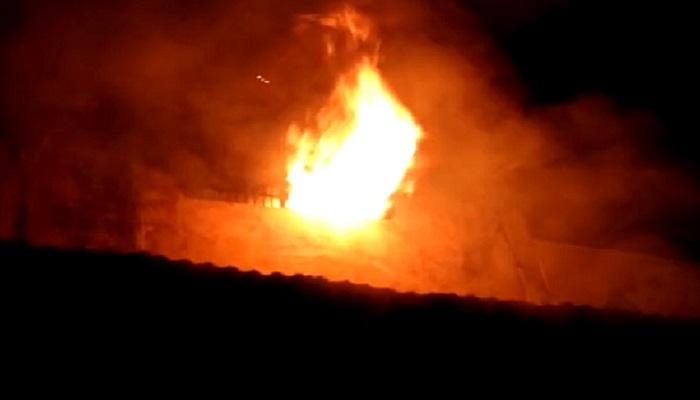 दुर्ग में 3 अलग-अलग स्थानों में लगी आग, जहरीले धुएं ने लोगों को किया परेशान