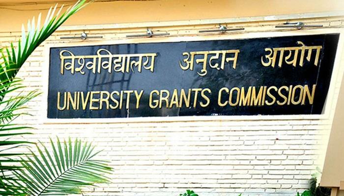 UGC का बड़ा फैसला, अब CA-CS की पोस्ट ग्रेजुएशन के बराबर होगी मान्यता, साथ ही PHD करने का मिलेगा मौका