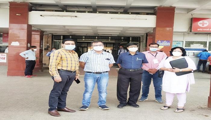 केन्द्र की दो सदस्यीय उच्च स्तरीय टीम ने किया अम्बेडकर अस्पताल का निरीक्षण, कोरोना पर नियंत्रण और निषेध उपायों की समीक्षा की