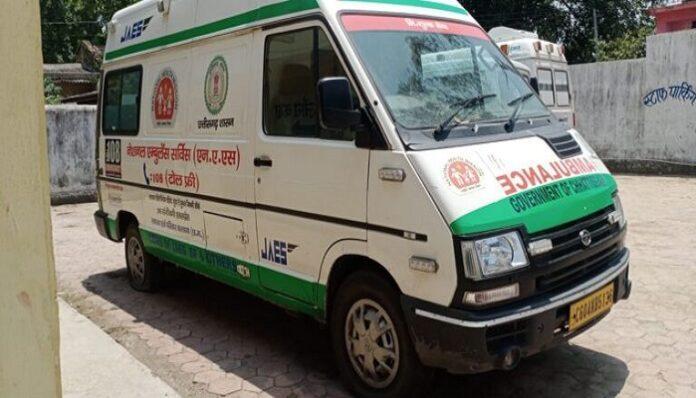 Ambulance एम्बुलेंस , तड़पती महिला ,मौत , अस्पताल ,Ambulance, tortured woman, death, hospital,