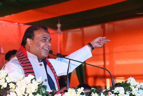 असम में हिमंत बिस्वा ने ली मुख्यमंत्री पद की शपथ... सरमा कैबिनेट के 13 मंत्री शामिल
