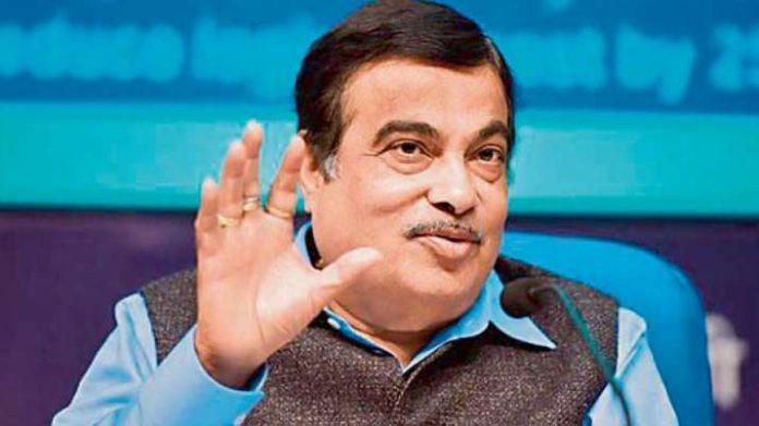 वैक्सीन प्रोडक्शन बढ़ाने वाले बयान पर केंद्रीय मंत्री नितिन गडकरी की सफाई कहा, नहीं पता था कि सरकार पहले से ही... वैक्सीन प्रोडक्शन बढ़ाने वाले बयान पर केंद्रीय मंत्री नितिन गडकरी की सफाई कहा, नहीं पता था कि सरकार पहले से ही...