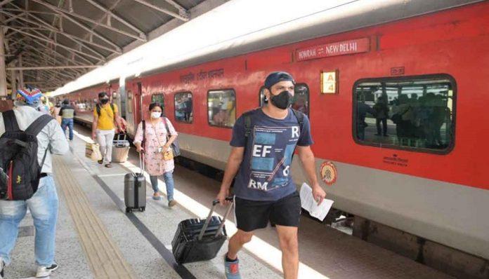 Indian Railways: चक्रवाती तूफान 'यास' के कारण रेलवे ने इन ट्रेनों को किया रद्द, देखें लिस्ट Indian Railways: चक्रवाती तूफान 'यास' के कारण रेलवे ने इन ट्रेनों को किया रद्द, देखें लिस्ट