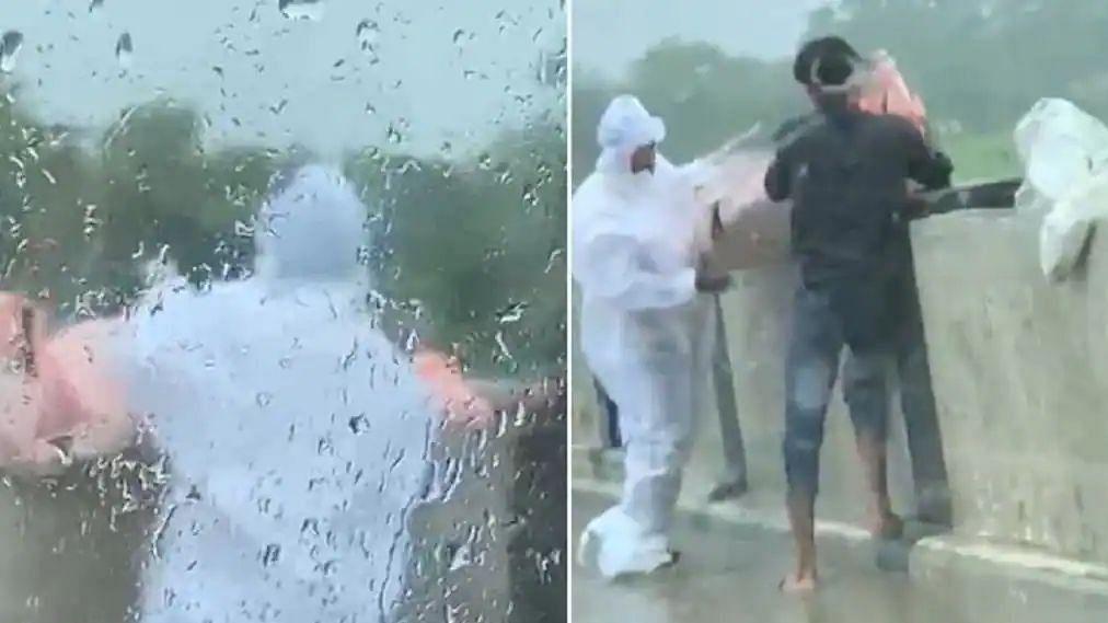 देखें बलरामपुर से सामने आया यह हैरान करने वाला VIDEO, भरी बरसात के दौरान नदी में फेंक रहे थे कोरोना संक्रमित का शव