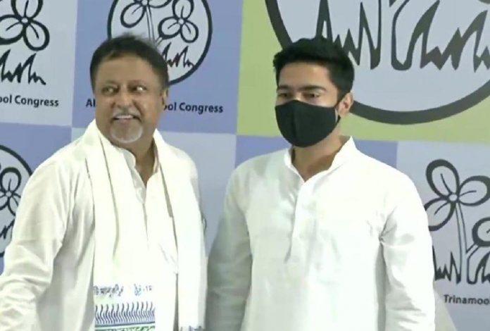 मुकुल रॉय दीदी के लिए मुकुल रॉय ने बीजेपी को दिया दगा... टीएमसी में हुई वापसी