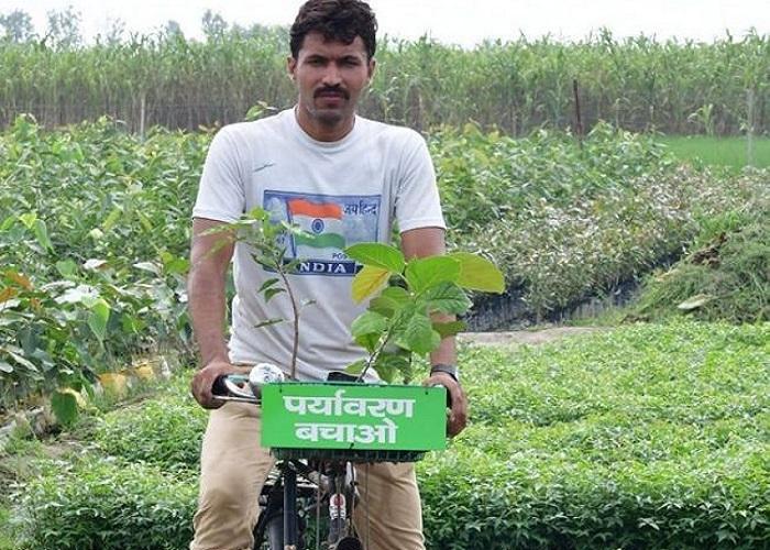 एक सिपाही ने पेश की अनोखी मिसाल, पर्यावरण सुरक्षा के लिए बनाए कई ऑक्सीजन बाग़