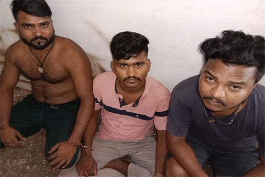जबलपुर में गैंगस्टर बबलू पंडा की गोली मारकर भागे 4 हत्यारे भिलाई के नेहरू नगर से हुए गिरफ्तार