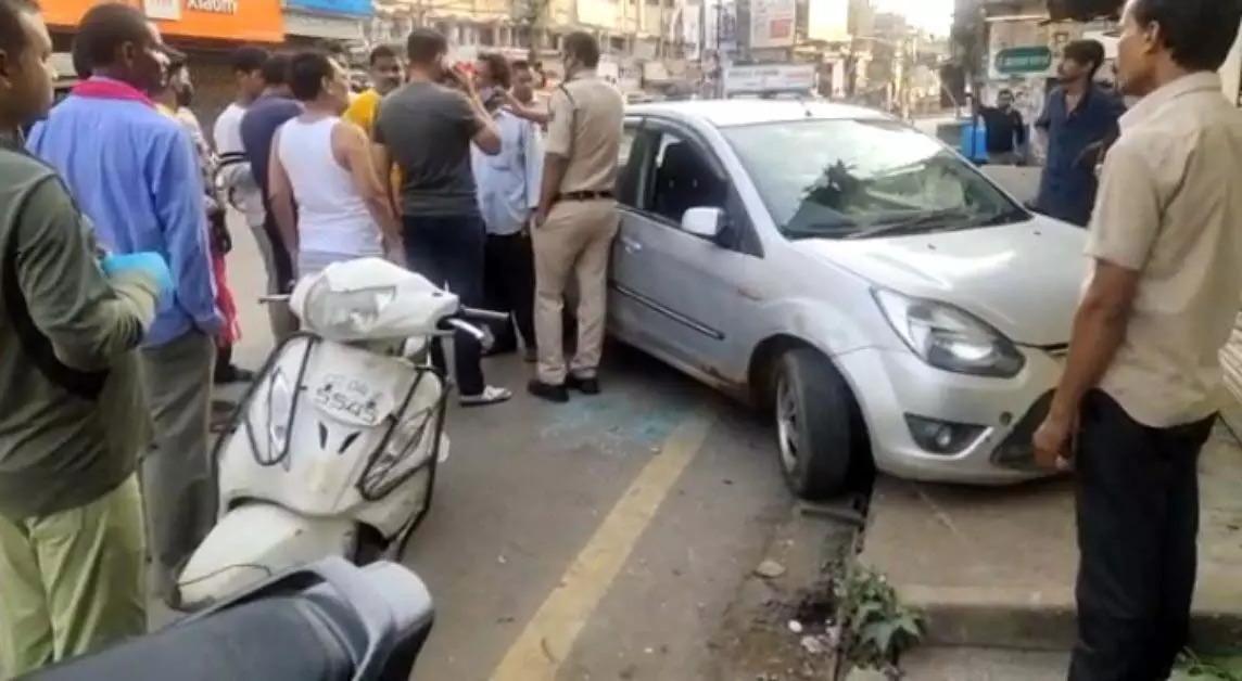 Road Accident : नशे में धुत कार चालक ने बाइक सवार को मारी टक्कर, युवक की हुई मौत, 3 लोग हिरासत में