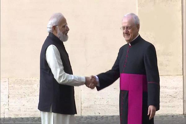 पोप फ्रांसिस से मिलेंगे PM Narendra Modi, जानें- किन मुद्दों पर हो रही है चर्चा