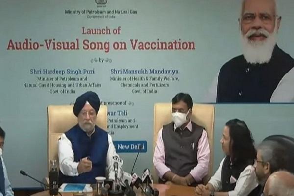 वैक्सीन के प्रति लोगों की भ्रांतियां दूर करने भारत में टीकाकरण गीत हुआ लॉन्च, मशहूर गायक कैलाश खेर ने दी आवाज