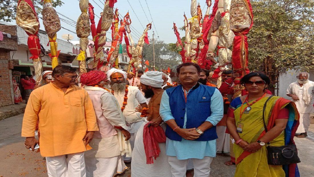 लोगों को हिंदू धर्म और सनातन संस्कृति के बारे में जानकारी देने राजधानी में धर्म संसद का आयोजन