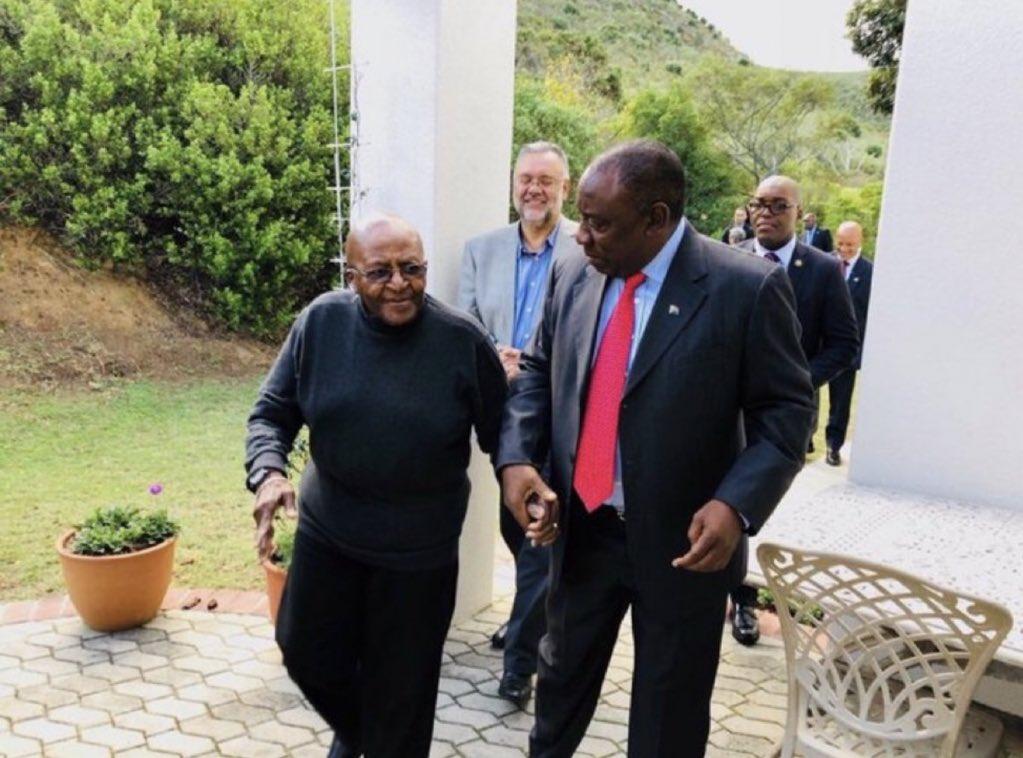 रंगभेद के खिलाफ संघर्ष करने वाले व शांति का नोबेल पुरस्कार विजेता Archbishop Desmond Tutu का निधन, PM मोदी ने जताया शोक