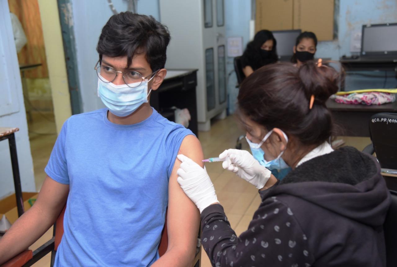 3 जनवरी को प्रदेश भर में 1.86 लाख किशोरों को लगा कोरोना का टीका, धमतरी रहा अव्वल