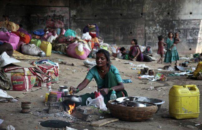 Oxfam Report: अरबपतियों को फायदेमंद है कोरोनाकाल, संपत्ति बढ़कर हुई 53 लाख करोड़ के पार, 16 करोड़ से अधिक लोग गरीबी रेखा के नीचे फिसले