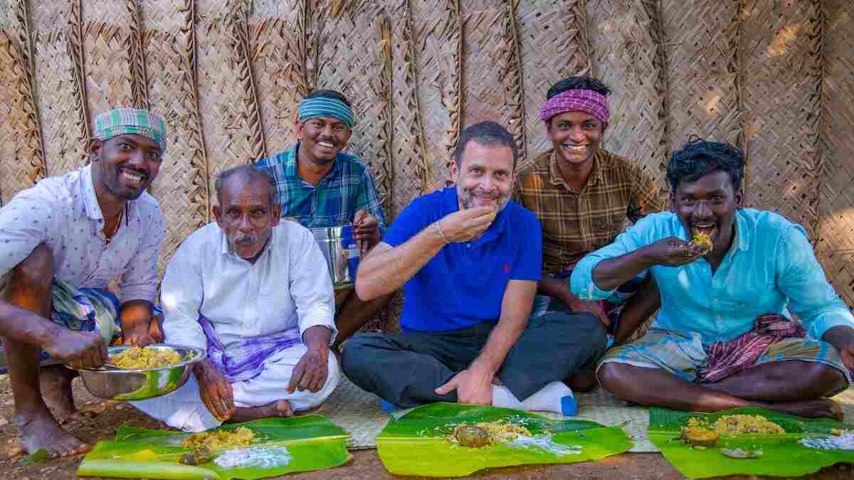 Village Cooking की लजीज मशरूम बिरयानी ने जीता राहुल गांधी का दिल...कुकिंग करने से खुद को रोक नहीं सके...बिरयानी में आज़माया हाथ खुद खाया और लोगों को भी खिलाया, देखें वीडियो