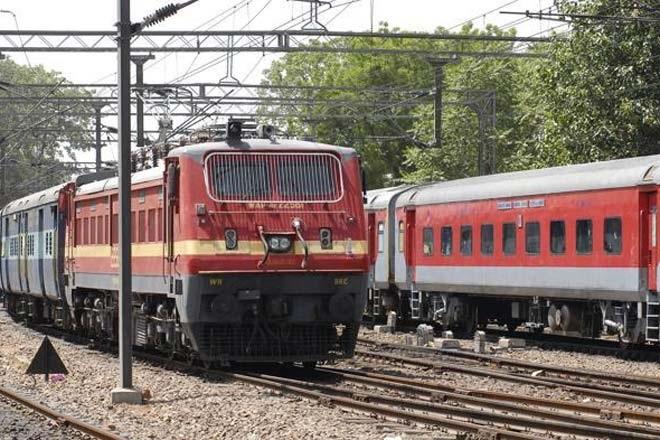 बड़ी खबर : 5 फरवरी तक पटरी पर नहीं दौड़ेंगी ये 29 ट्रेनें, यहाँ देखिये लिस्ट