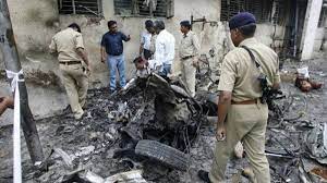 Ahmedabad Serial Blast: इतिहास में पहली बार अदालत ने एक साथ 38 दोषियों को सुनाई फांसी की सजा, आरोपियों ने 70 मिनट में किए थे 21 धमाके