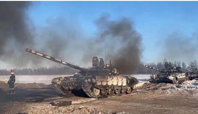 Ukraine की राजधानी कीव में घुसने की तैयारी में रूसी सेना, बड़े आक्रमण की पोजीशन में आए टैंक