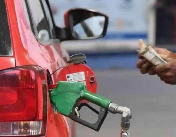 Petrol Diesel Price Today: एक दिन की राहत के बाद फिर लगी तेल की कीमत में आग, 12 दिन में 10वीं बार बढ़े दाम
