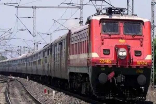 CG Railway News : 10 ट्रेनें फिर रद्द, बिगड़ेगा दर्जनों ट्रेनों का शेड्यूल, रायपुर-विशाखापट्टनम मार्ग पर सफर करने वाले यात्रियों को होगी परेशानी