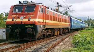रेलयात्रियों के लिए खुशखबरी! फेस्टिव सीजन में रेलवे ने किया 200 एक्सप्रेस और 127 ट्रेनें बहाल…बिलासपुर जोन से चलने वाली इन गाड़ियों में लगाए एक्स्ट्रा कोच