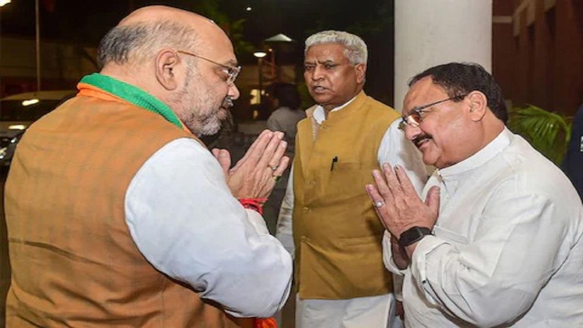 शिवसेना के वरिष्ठ नेता एकनाथ शिंदे की कथित नाराजगी को लेकर महाराष्ट्र की राजनीति में मचे बवाल के बीच केंद्रीय गृह मंत्री अमित शाह