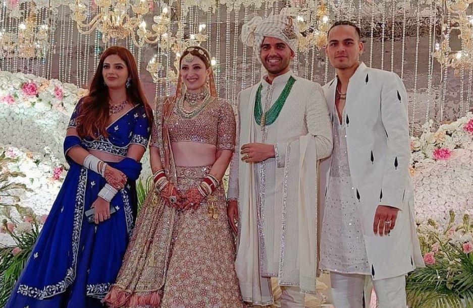 शादी के बंधन में बंधे टीम इंडिया के क्रिकेटर दीपक चाहर और जया भारद्वाज, जानें कौन हैं जया भारद्वाज…