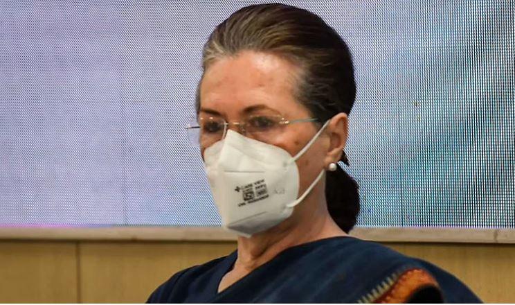 सोनिया गांधी को मिली अस्पताल से छुट्टी, सांस संबंधी समस्या के चलते सर गंगाराम में हुई थीं भर्ती