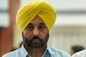 जर्मनी में प्लेन से उतारे गए पंजाब के CM Bhagwant Mann? गर्माई सियासत