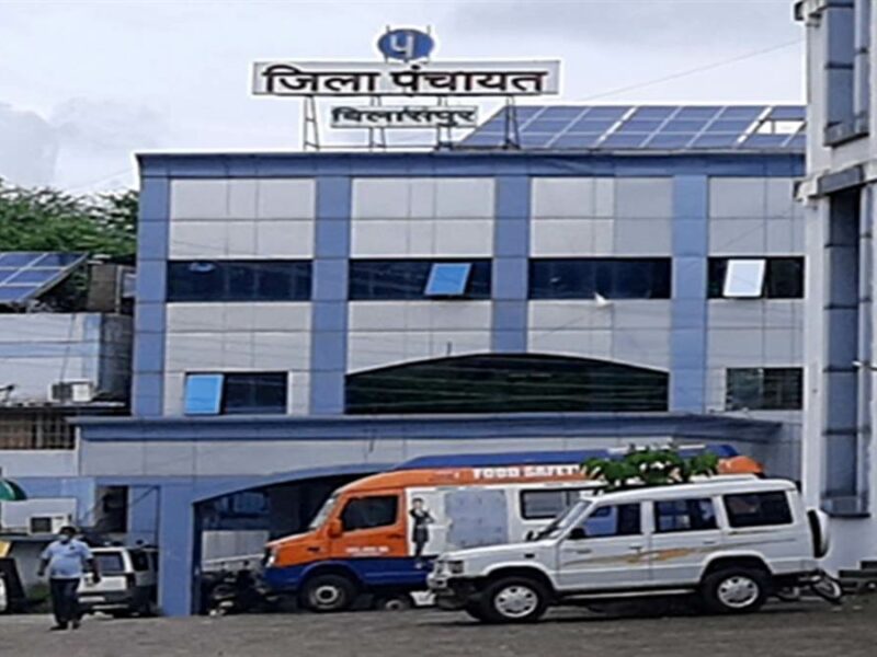 शासकीय रिकॉर्ड में हेराफेरी करने वाले दो हुए सचिव सस्पेंड, जिला पंचायत CEO ने की कार्रवाई