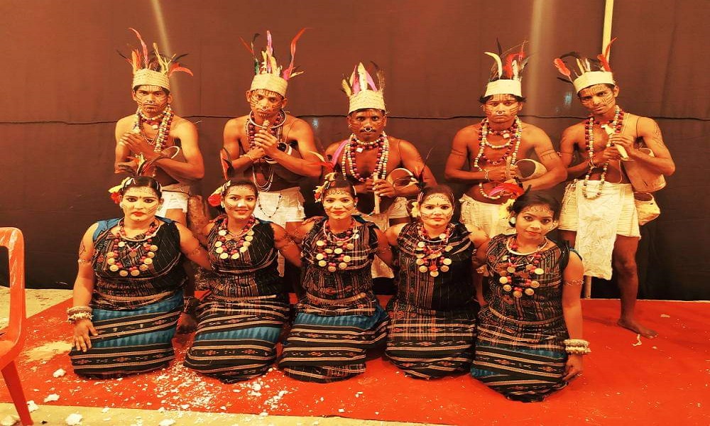 राष्ट्रीय आदिवासी नृत्य महोत्सवः लकड़ी और चमड़े से बने वाद्ययंत्रों के साथ होगी घबुकुडु नृत्य की मनमोहक प्रस्तुति