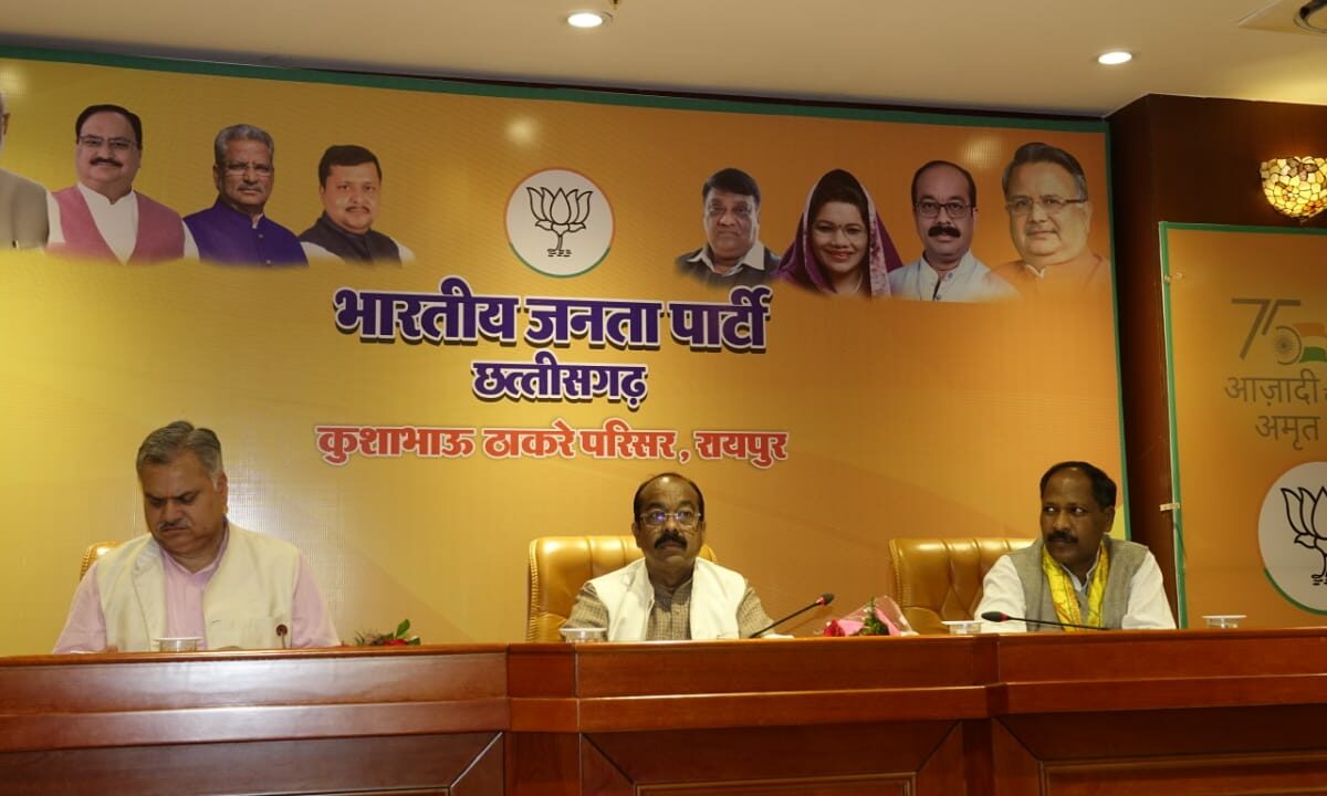 भाजपा के जामवाल बोले अब जुट जाइये, आइये एक्शन मोड पर काम करें
