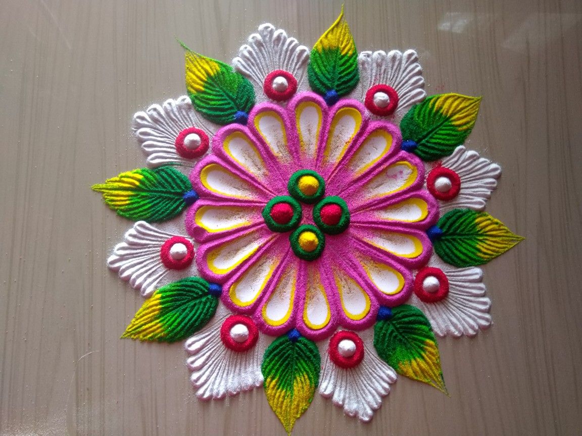 Rular Rangoli इस दिवाली इन रंगोली डिजाइन्स से बढ़ाएं घर-आंगन की शोभा