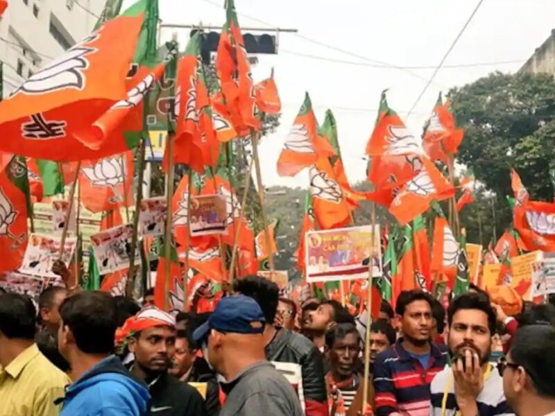 Gujarat Election: गुजरात में BJP ने 7 बागी नेताओं को किया सस्पेंड
