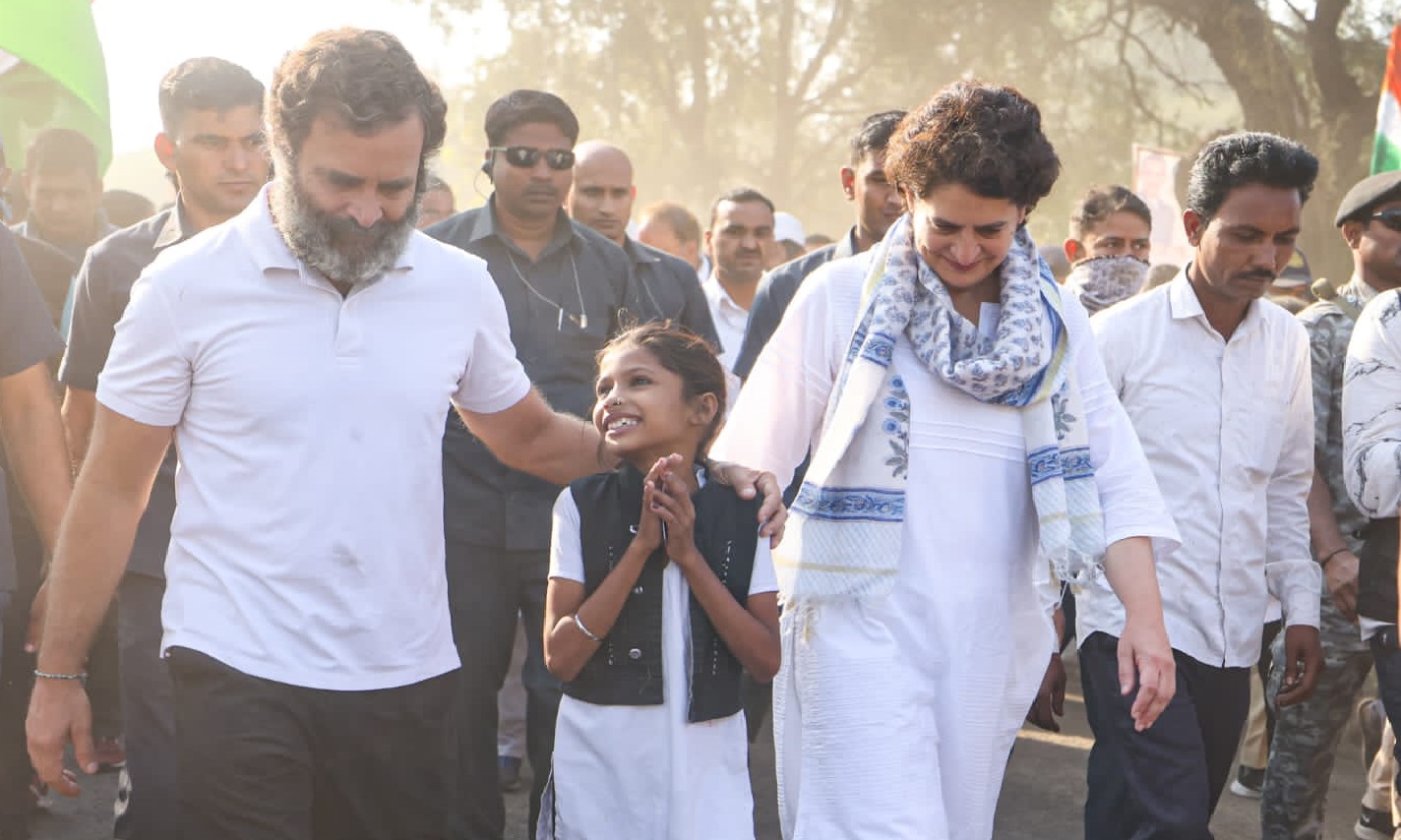 Bharat Jodo Yatra में शामिल होने छत्तीसगढ़ कांग्रेस के दिग्गज नेता इंदौर रवाना