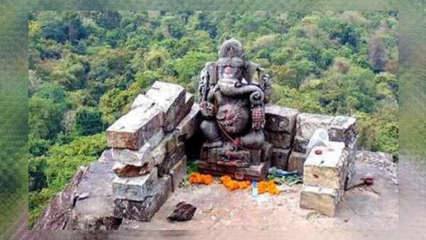 आस्था से खिलवाड़! मशहूर Dholkal Ganesh की प्रतिमा के साथ पुनः छेड़छाड़, अज्ञात लोगों के खिलाफ मामला हुआ दर्ज