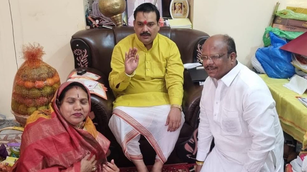 Bhanupratappur by-election - कांग्रेस से सावित्री मंडावी तो आप से गायत्री दुग्गा होंगी प्रत्याशी