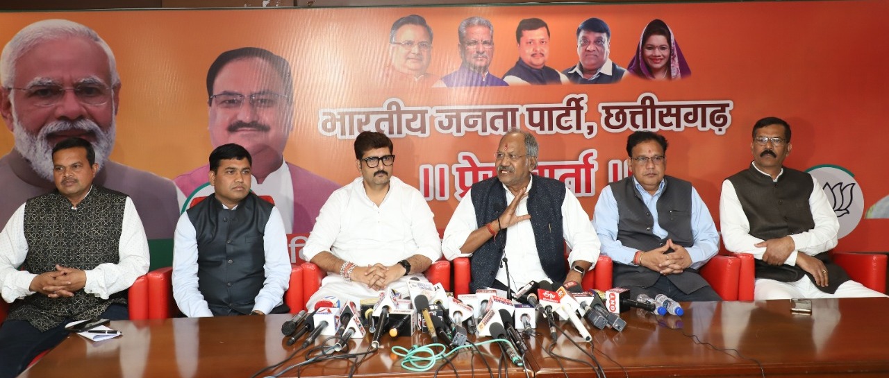 BJP bid youth career killer government- बीजेपी का आरोप सरकार ने फंसाया आरक्षण, श्वेत पत्र जारी करे