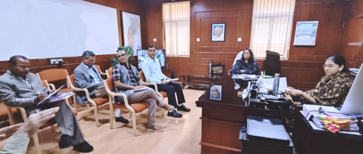 Voting Will Be Easy For The Disabled -मुख्य निर्वाचन पदाधिकारी रीना कंगाले दिए निर्देश