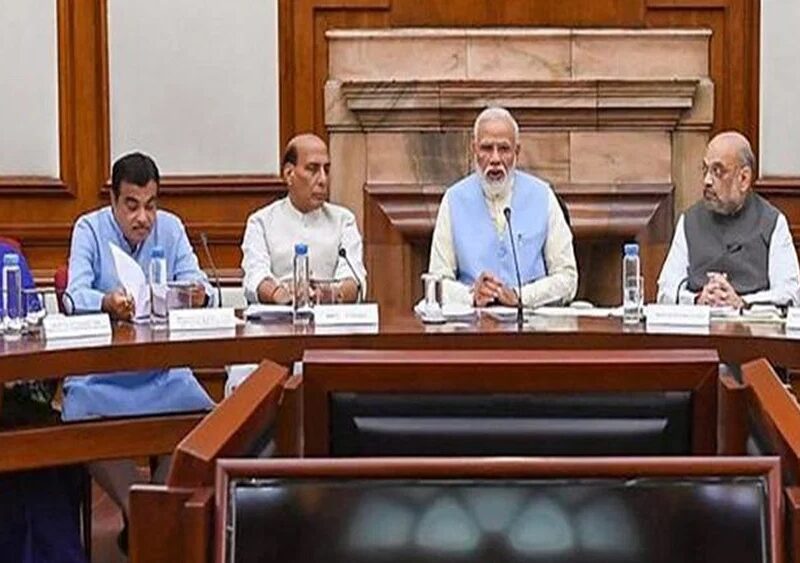 इस माह केंद्रीय मंत्रिमंडल में हो सकता है बड़ा बदलाव