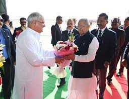 Chhattisgarh's new governor Vishwabhushan Harichandan reached Raipur, CM Bhupesh welcomed him at the airport
