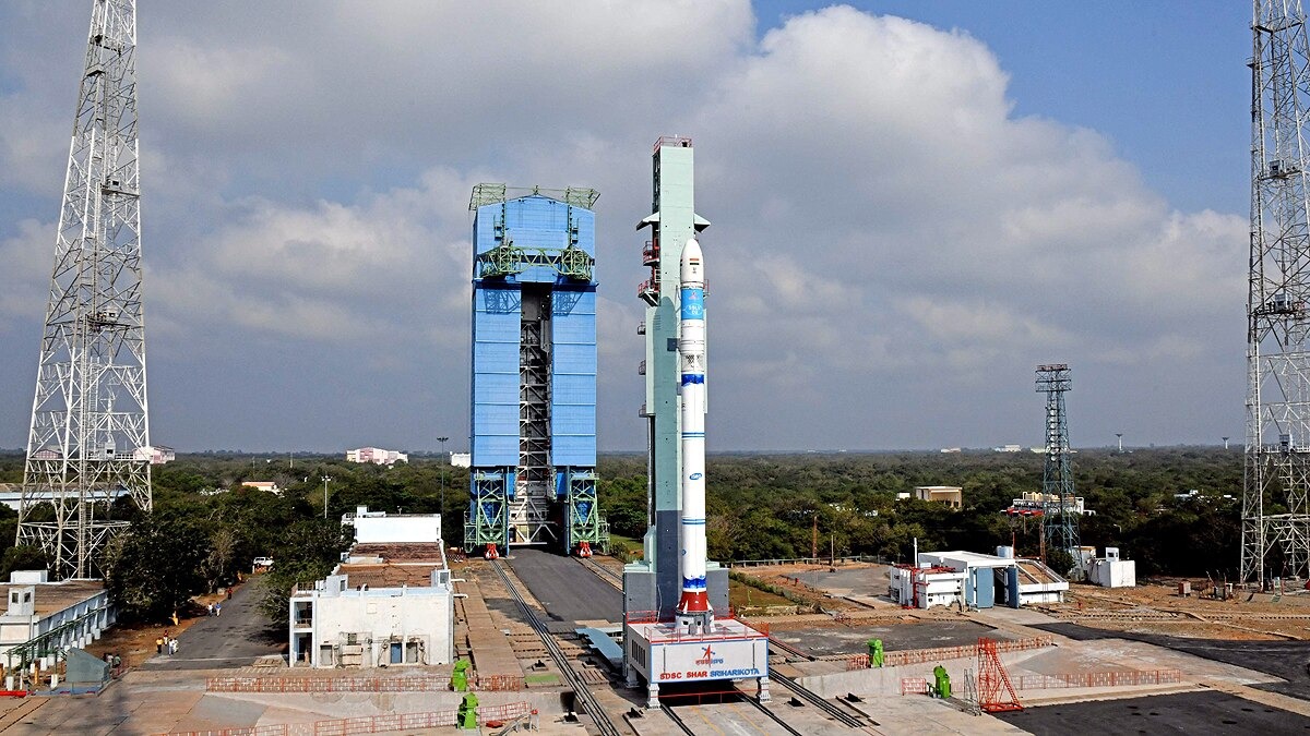 ISRO's Smallest SSLV Rocket Launched Successfully, Freedom from Expensive Launch