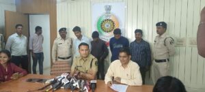 04 Interstate Thugs Of Jamtara Gang Arrested - फर्जी कस्टमर केयर अधिकारी बनकर करता था जामताड़ा गैंग ठगी