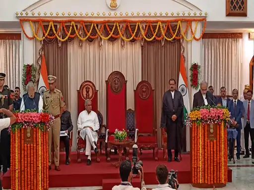 Chhattisgarh High Court Gets New Chief Justice - राज्यपाल ने नए चीफ जस्टिस रमेश सिन्हा को दिलाई शपथ