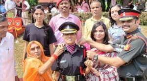 Martyr's wife commissioned in army - गलवान के शहीद दीपक सिंह की पत्नी रेखा बनीं लेफ्टिनेंट